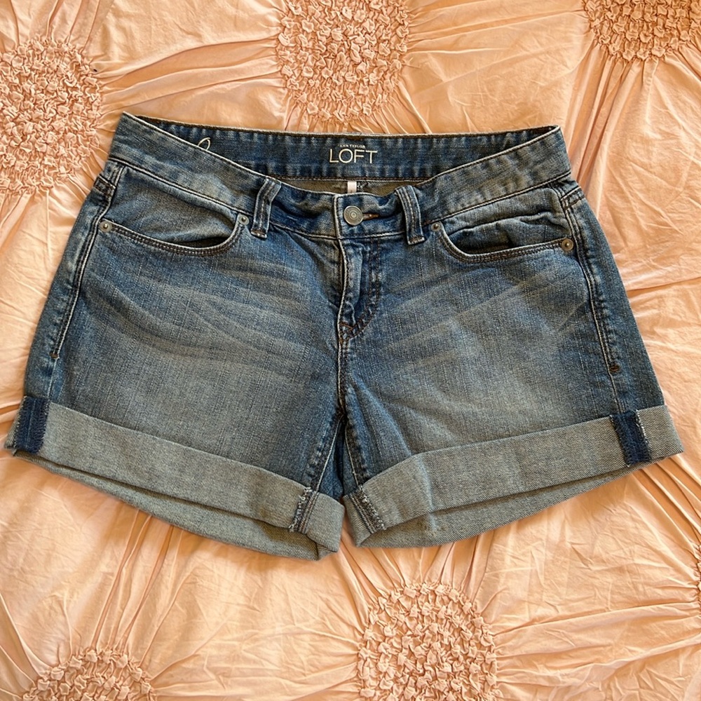 LOFT Denim Rollup Shorts Size 0